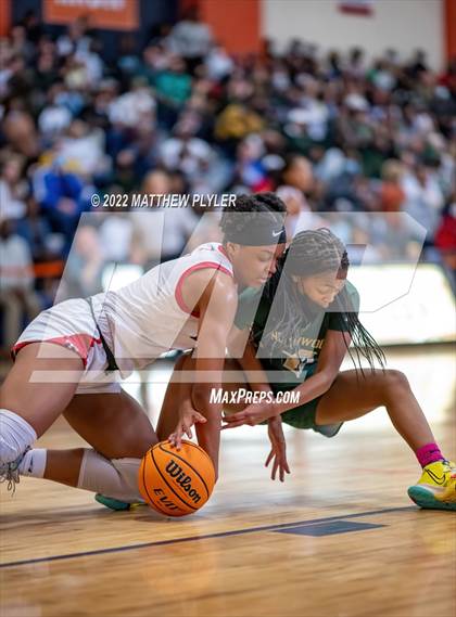 Thumbnail 2 in Terry Sanford vs. Northwood (NCHSAA 3A East Regional Final) photogallery.