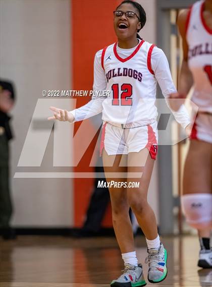 Thumbnail 2 in Terry Sanford vs. Northwood (NCHSAA 3A East Regional Final) photogallery.