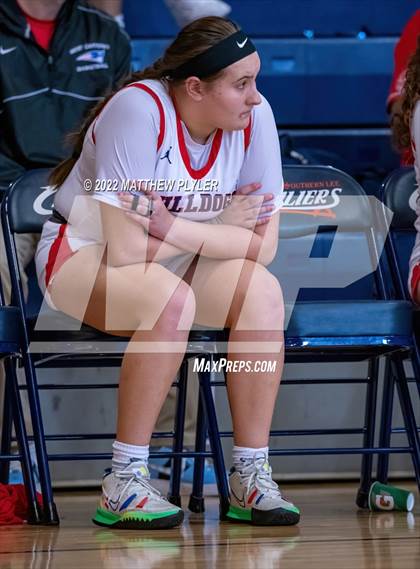 Thumbnail 2 in Terry Sanford vs. Northwood (NCHSAA 3A East Regional Final) photogallery.