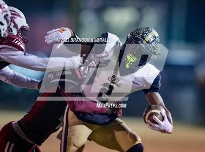 Thumbnail 2 in Elba @ Maplesville (AHSAA 1A Quarterfinal) photogallery.