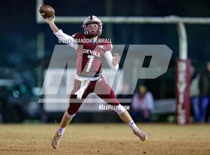 Thumbnail 3 in Elba @ Maplesville (AHSAA 1A Quarterfinal) photogallery.