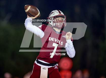 Thumbnail 2 in Elba @ Maplesville (AHSAA 1A Quarterfinal) photogallery.