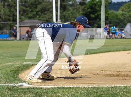Thumbnail 2 in Xaverian Brothers @ Leominster (MIAA Division 1 Final) photogallery.