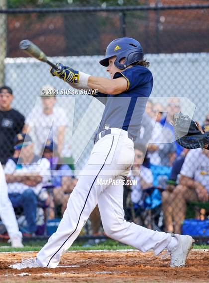 Thumbnail 3 in Xaverian Brothers @ Leominster (MIAA Division 1 Final) photogallery.