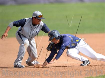 Thumbnail 3 in Summit vs. Carter photogallery.