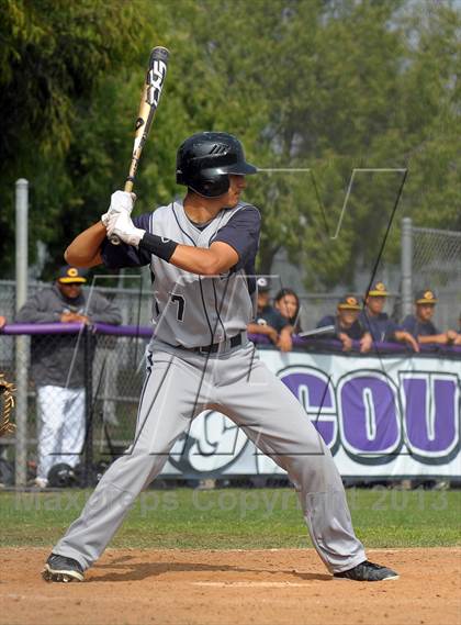 Thumbnail 2 in Summit vs. Carter photogallery.