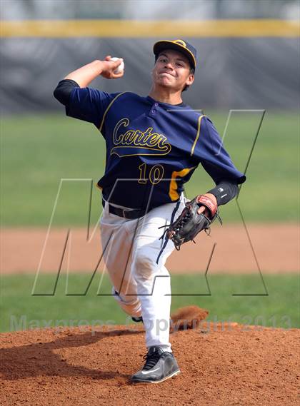 Thumbnail 2 in Summit vs. Carter photogallery.