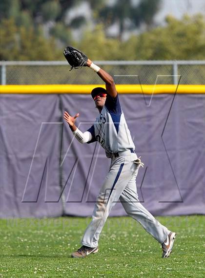 Thumbnail 2 in Summit vs. Carter photogallery.