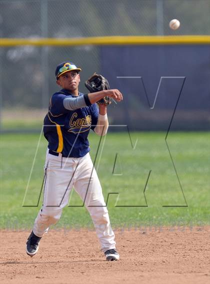 Thumbnail 1 in Summit vs. Carter photogallery.