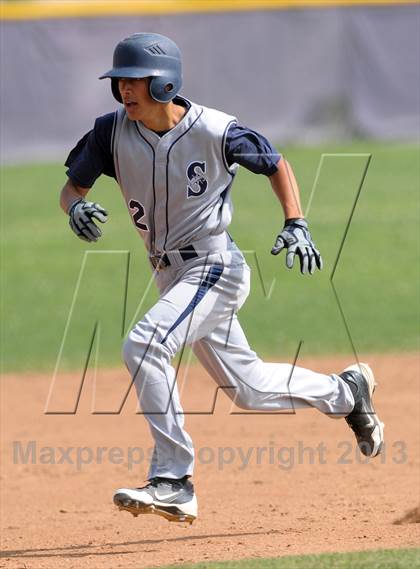 Thumbnail 1 in Summit vs. Carter photogallery.