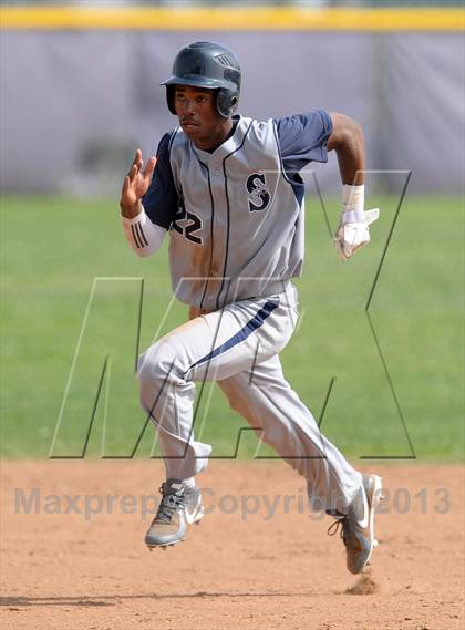 Thumbnail 1 in Summit vs. Carter photogallery.