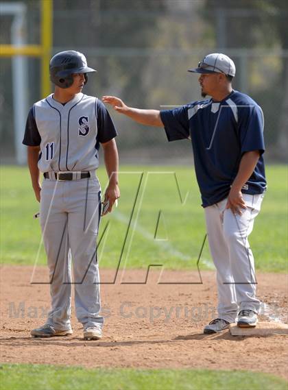 Thumbnail 3 in Summit vs. Carter photogallery.