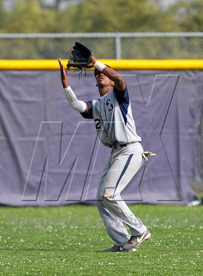 Thumbnail 3 in Summit vs. Carter photogallery.