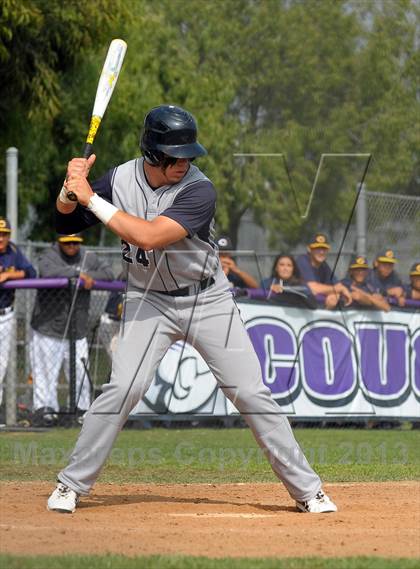 Thumbnail 3 in Summit vs. Carter photogallery.
