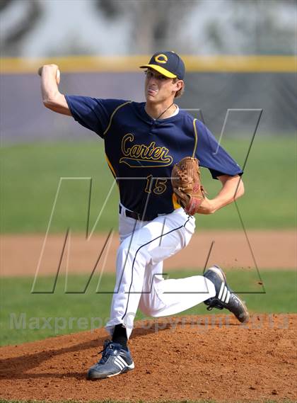 Thumbnail 1 in Summit vs. Carter photogallery.