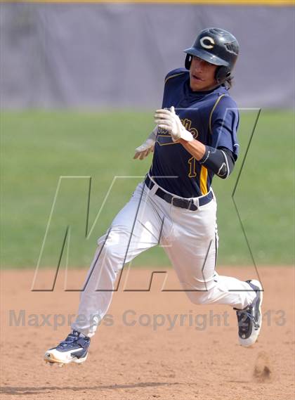 Thumbnail 1 in Summit vs. Carter photogallery.
