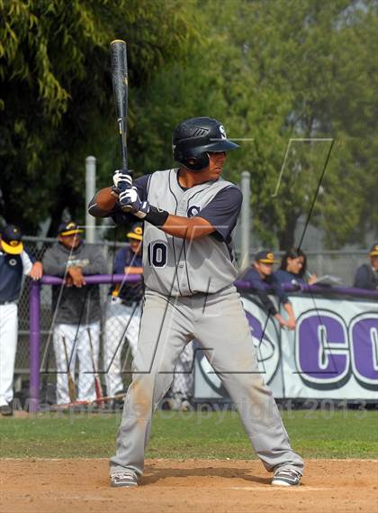 Thumbnail 3 in Summit vs. Carter photogallery.