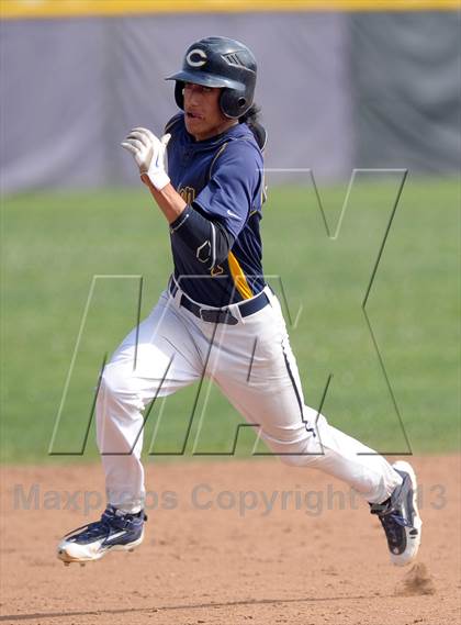 Thumbnail 3 in Summit vs. Carter photogallery.