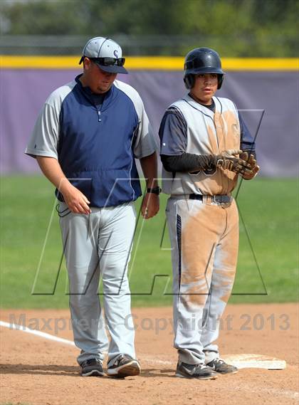 Thumbnail 3 in Summit vs. Carter photogallery.