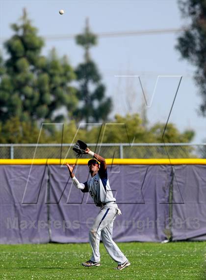 Thumbnail 1 in Summit vs. Carter photogallery.