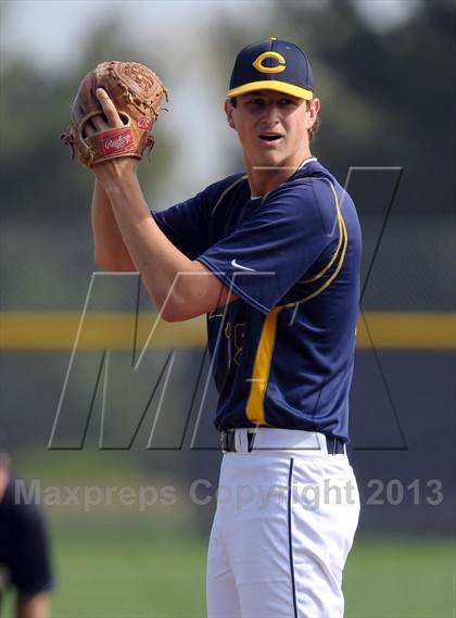 Thumbnail 2 in Summit vs. Carter photogallery.