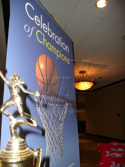 Thumbnail 3 in Duncanville TOC Ceremony photogallery.