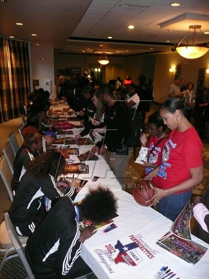 Thumbnail 2 in Duncanville TOC Ceremony photogallery.