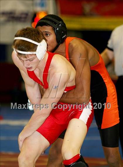 Thumbnail 2 in NYSPHSAA Championships (D1 Preliminary Round) photogallery.