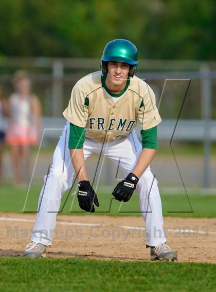 Thumbnail 2 in Fremd v. Libertyville (IHSA Class 4A Sectional Semifinal) photogallery.