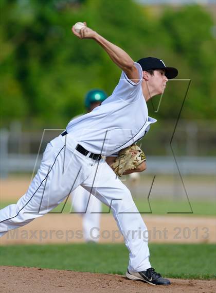 Thumbnail 3 in Fremd v. Libertyville (IHSA Class 4A Sectional Semifinal) photogallery.