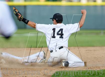Thumbnail 2 in Fremd v. Libertyville (IHSA Class 4A Sectional Semifinal) photogallery.