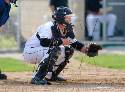 Thumbnail 1 in Fremd v. Libertyville (IHSA Class 4A Sectional Semifinal) photogallery.