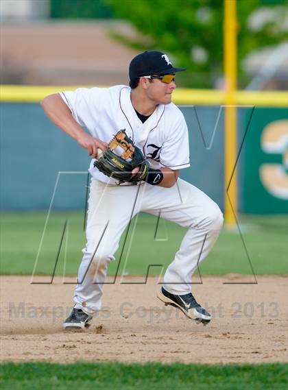 Thumbnail 3 in Fremd v. Libertyville (IHSA Class 4A Sectional Semifinal) photogallery.