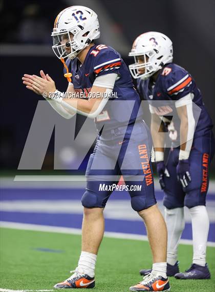 Thumbnail 3 in Lone Star @ Wakeland photogallery.