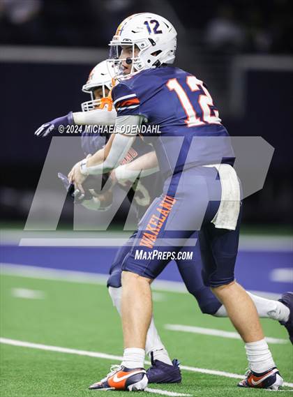 Thumbnail 2 in Lone Star @ Wakeland photogallery.