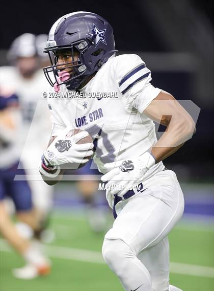 Thumbnail 1 in Lone Star @ Wakeland photogallery.