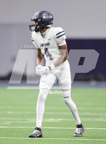Thumbnail 1 in Lone Star @ Wakeland photogallery.