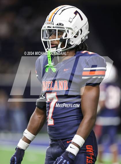 Thumbnail 3 in Lone Star @ Wakeland photogallery.