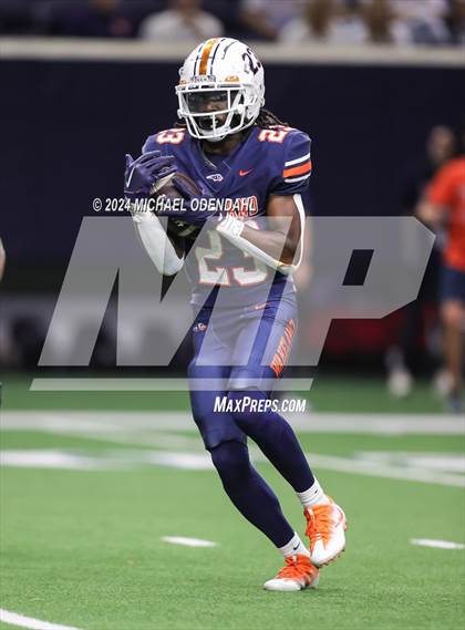 Thumbnail 3 in Lone Star @ Wakeland photogallery.