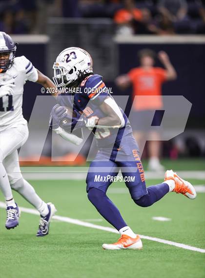 Thumbnail 2 in Lone Star @ Wakeland photogallery.