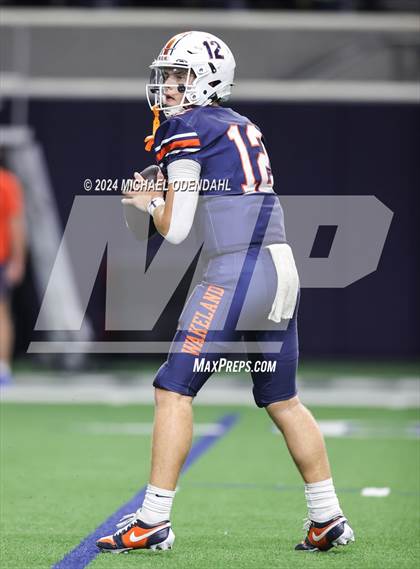 Thumbnail 3 in Lone Star @ Wakeland photogallery.