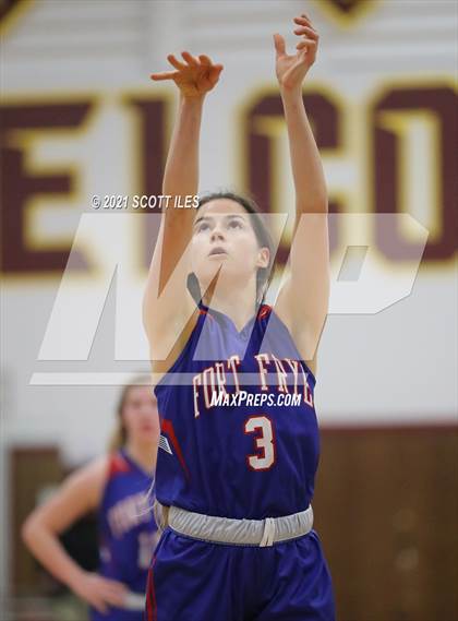 Thumbnail 2 in Berne Union vs. Fort Frye photogallery.