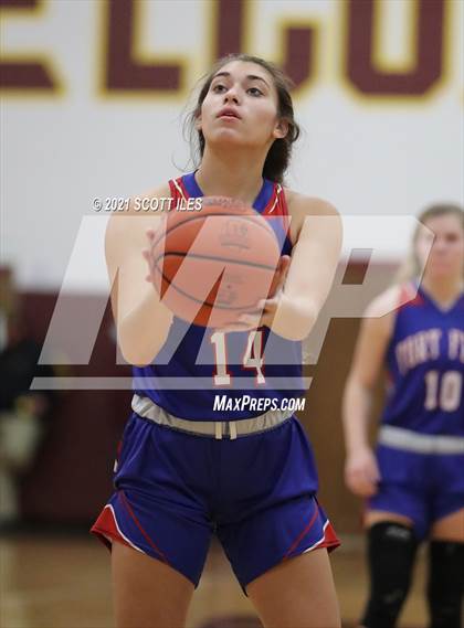 Thumbnail 2 in Berne Union vs. Fort Frye photogallery.