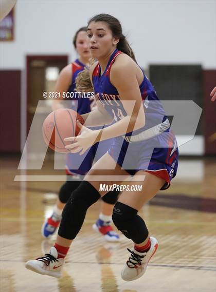 Thumbnail 3 in Berne Union vs. Fort Frye photogallery.
