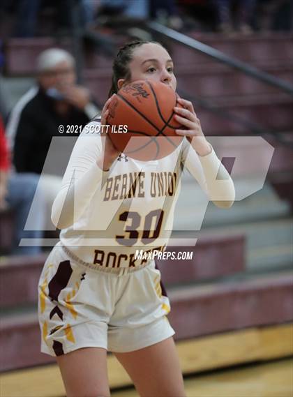 Thumbnail 2 in Berne Union vs. Fort Frye photogallery.