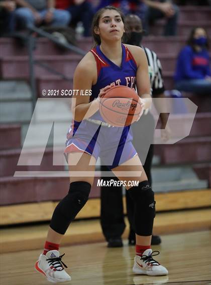 Thumbnail 2 in Berne Union vs. Fort Frye photogallery.