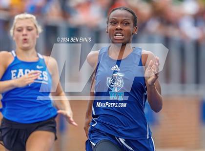 Thumbnail 1 in GIAA 2A Finals (100M & 400M Dash) photogallery.