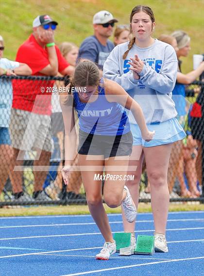 Thumbnail 2 in GIAA 2A Finals (100M & 400M Dash) photogallery.