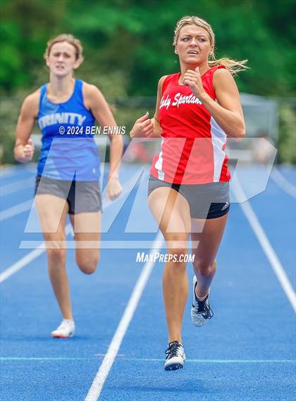 Thumbnail 1 in GIAA 2A Finals (100M & 400M Dash) photogallery.