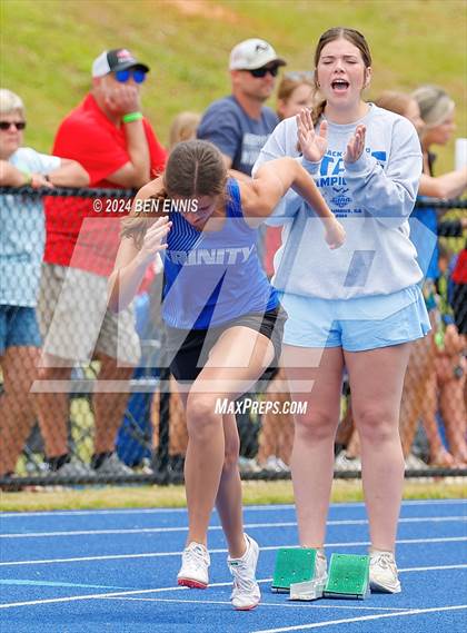 Thumbnail 3 in GIAA 2A Finals (100M & 400M Dash) photogallery.